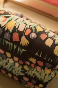 Bruno Kreiskys Sofa mit Josef Frank-Bezug